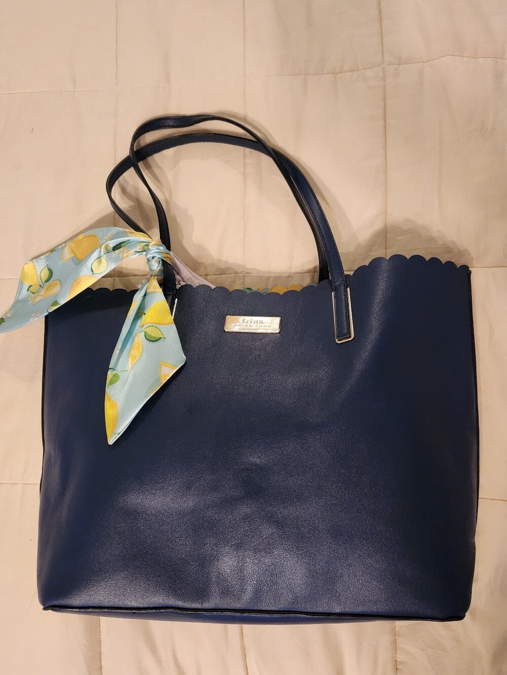 Trina Turk Navy Blue Large Tote Purse w/ Lemon print and matching tie/scarf READ